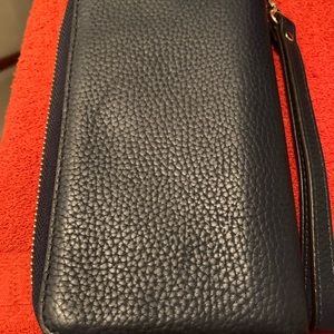 Michael Kors Wallet with removal strap. Can be used as a wristlet or a wallet.